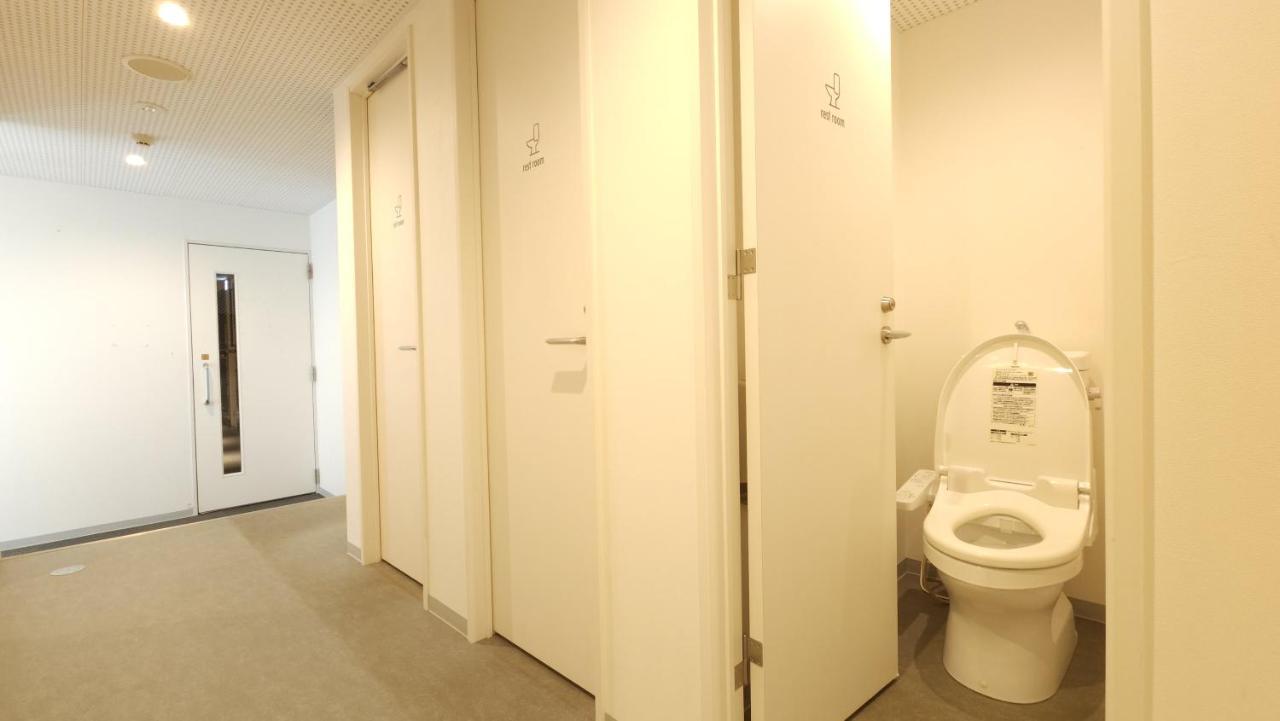 Acro Capsule Hotel Namba Dotonbori Osaka Buitenkant foto